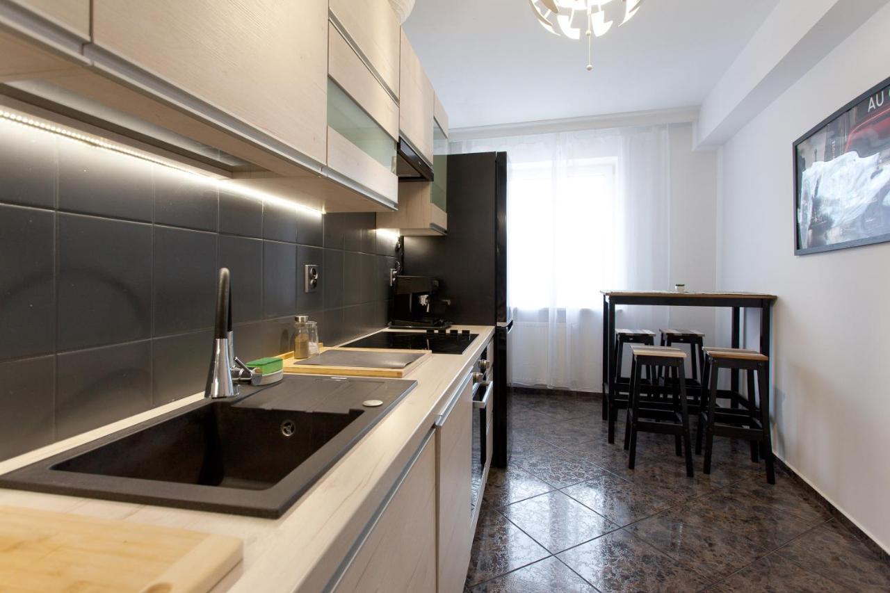 Uroczy Apartament Rzeczna Kolberg Exterior foto