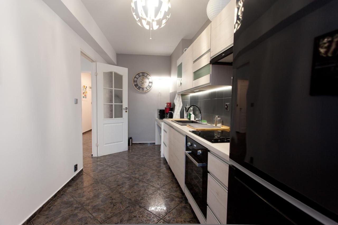 Uroczy Apartament Rzeczna Kolberg Exterior foto